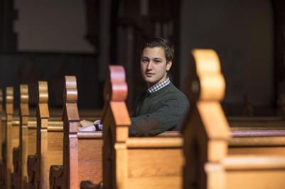 Spanish major receives Harrison Research award